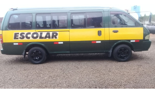Micro-ônibus Kia Ano 2000/ Batatais Caminhões