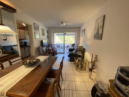 Imagen 3 de 14 de Venta Apartamento 2 Dormitorios Playa Mansa Punta Del Este