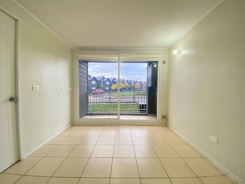 Condominio Con Piscina, Sala De Eventos, Cerca Del Centro.