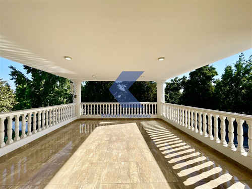 Venta Casa Las Brisas De Chicureo 1200m2 Cont 10.000m2 Terr