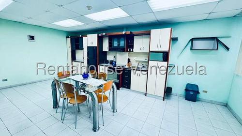 Y.t. Galpón En Venta, Sarría Mls #25-12782