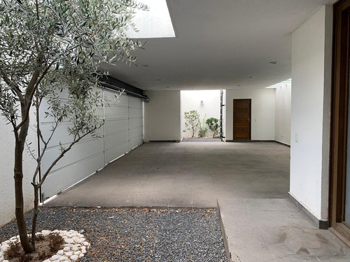 Casa De Lujo En Venta Gran Ubicación En Juriquilla Querétaro