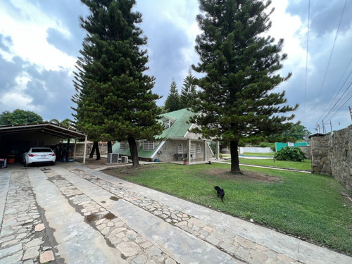 Casa En Venta En Las Morochas Tipo Chalet Con Planta Eléctrica. Negociable (cv)