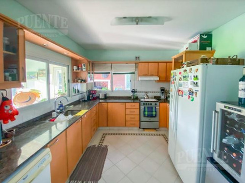 Imagen 5 de 15 de Casa - Solar Del Bosque - Venta Con Renta
