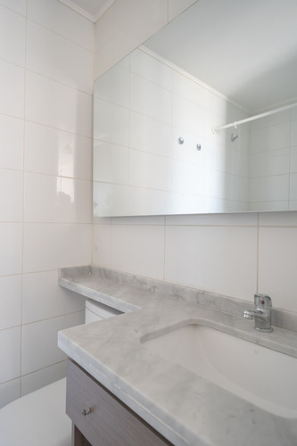 Imagen 16 de 30 de Departamento Con Excelente Conectividad En Santiago Centro