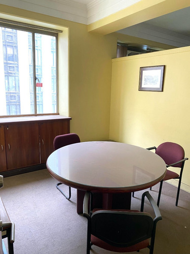 Imagen 7 de 10 de ¡en Arriendo! Gran Oficina/local Comercial En Calle Ahumada.