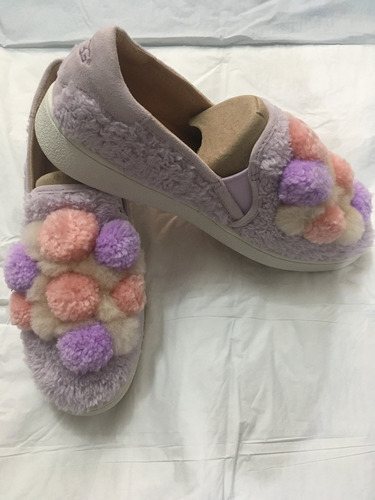 Zapatos Slipon Marca Ugg Nuevos Talla 7.5 38 Cuero De Oveja