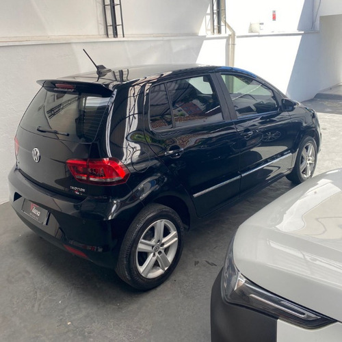 Volkswagen Fox 1.6 16v Msi Highline Total Flex I-motion 5p