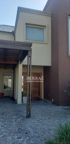 Casa Venta 7 Ambientes En San Alfonso Pilar Del Este Lote De 500 M2