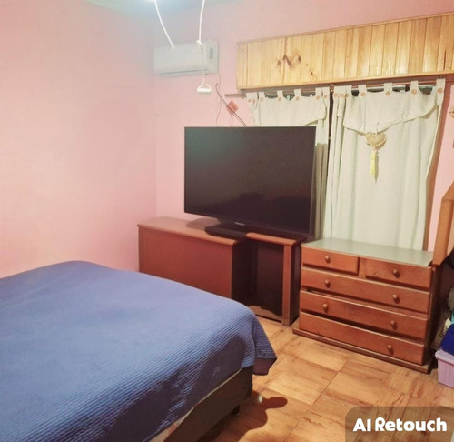 Venta De Casa De Dos Dormitorios En Villa Italia