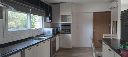 Imagen 3 de 19 de Hermosa Casa Con Gran Terreno En Barrio Privado Carmel