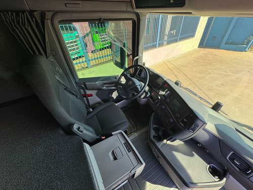 Scania R 540 6x4 Plus Ano:2024/muito Novo.