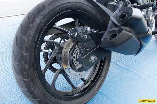 Imagen 15 de 25 de Bajaj Dominar D250
