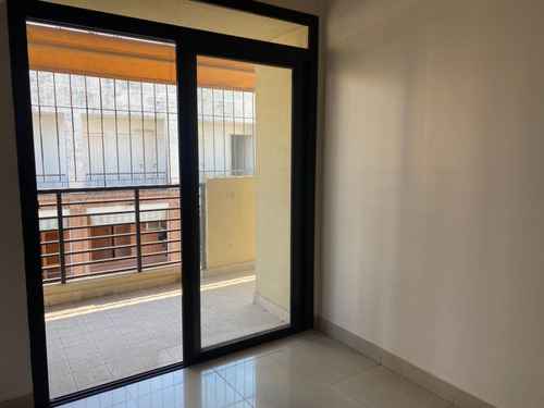 Imagen 4 de 13 de Departamento En Venta - Barrió Norte