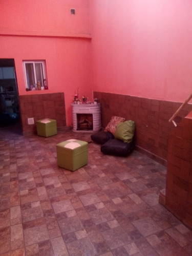 Casa Sobre Lote Con Patio, Terraza Y Quincho | Financiacion | Pompeya | Venta