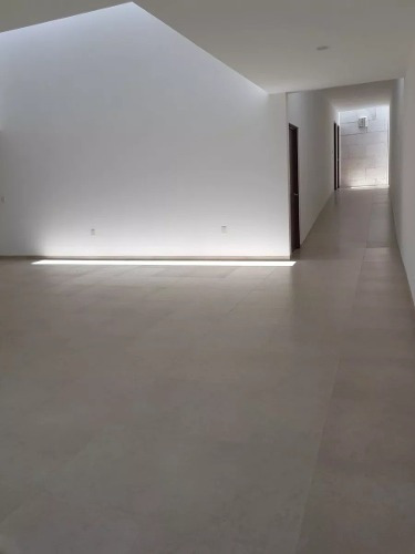 Imagen 3 de 14 de Preciosa Residencia En Renta - Villas Del Mesón, Una Planta