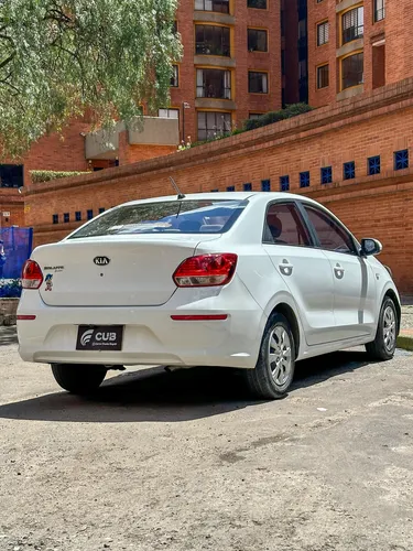 Kia Soluto 1.4L Lx 5Mt