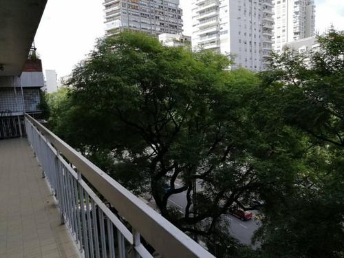 Imagen 25 de 26 de Av Libertador Y Av Coronel Diaz 220 M2 4 Dorm Dep 1 Cochera