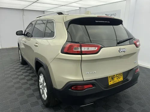 Jeep Cherokee 3.2 Longitude Plus