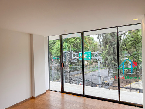 Mariscal Sucre A. Departamento Remodelado Con Terraza Y 3 Recámaras
