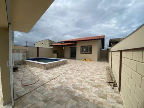 Imagem 7 de 11 de Casa No Bairro Tupy, Em Itanhém, Litoral Sul De São Paulo, Localizado Lado Praia, Ficando À 1.500 Metros Do Mar. Imóvel Com 150 M² De Área Total, Sendo 80 M² De Área Construída. Possui Piscina, Churra