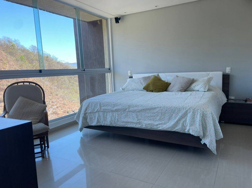 Imagen 11 de 14 de Penthouse En Venta Altos De El Parral 200mts Alexandra Ramírez 04147041922