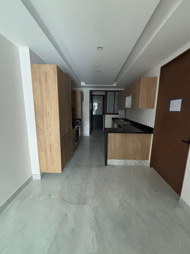 Departamento En Venta O Renta En Lomas De Tecamachalco Con Terraza (m2d3293)