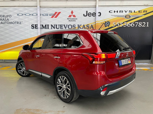 Imagen 5 de 14 de Mitsubishi Outlander Limited 2016