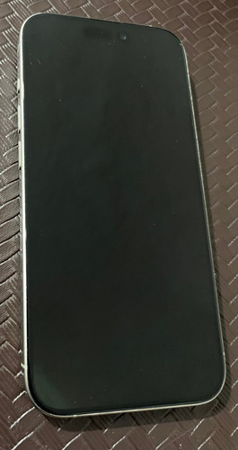 Apple iPhone 15 Pro (128 Gb) - Titanio Natural (Usado)