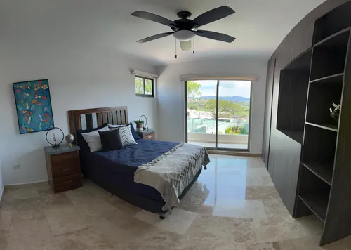 Casa Con Alberca Y Jardín En Fraccionamiento Con Seguridad