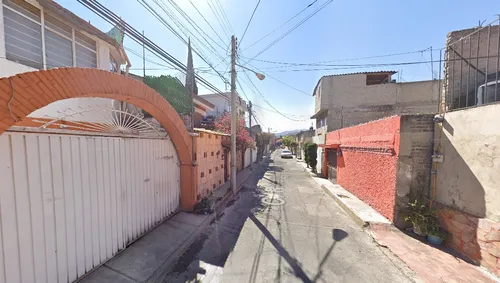 Remato Casa En C. Ricardo Flores Magon 26, San Lorenzo La Cebada, Xochimilco, Cdmx