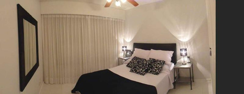 Apartamento En Venta De 2 Dormitorios En Playa Mansa