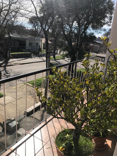 Imagen 1 de 12 de Venta Casa Buceo 2 Dorm.
