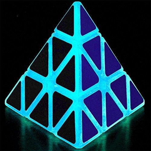 Tancho Glow In The Dark Pyramid Speed Rrcube 3x3 Triangulo M