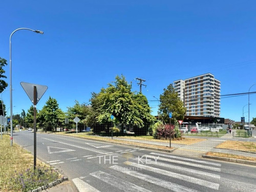Local Comercial En Arriendo, Exclusivo Sector En Temuco