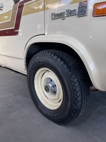 Chevrolet Chevy Van G 20 Camper