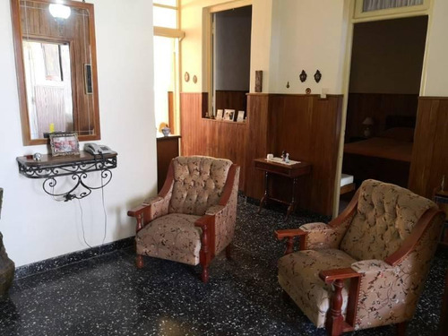 Imagen 5 de 30 de Casa De 3 Dormitorios Mas Comodin, Excelente Ubicacion