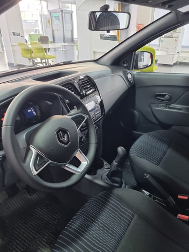 Imagen 6 de 17 de Renault Sandero 1.6 Life Stock Fisico Jm