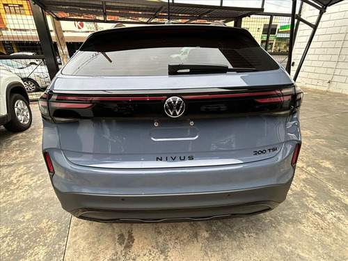Volkswagen Nivus 1.0 200 TSI TOTAL FLEX HIGHLINE AUTOMÁTICO