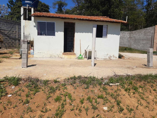 Imagem 3 de 14 de Gh9 Chacara Á Venda 1000m2 Com Casa Simples, Portão E Muro