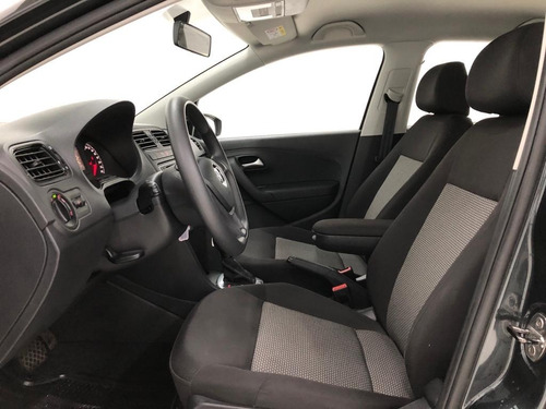 Imagen 7 de 9 de Volkswagen Vento Confortline T/a 2020