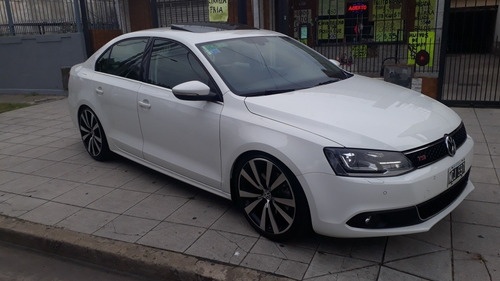 Volkswagen Vento 2.0 Sportline Tsi 200cv 2013