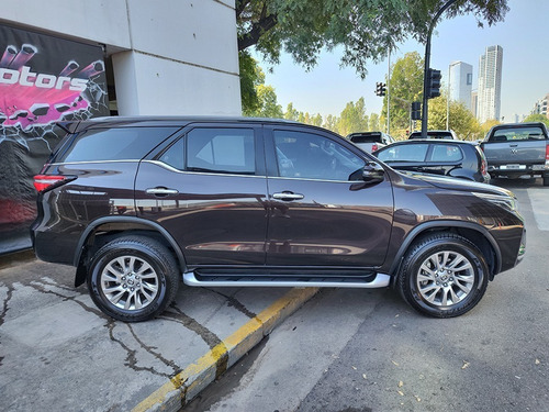 Imagen 6 de 20 de Toyota Sw4 2021 Srx 4x4 At 7 Asientos Hilux Abasto Motors