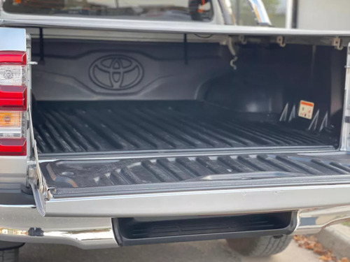 Toyota Hilux Srv 2.8 Dc 177 Cv 4x2 Automatica
