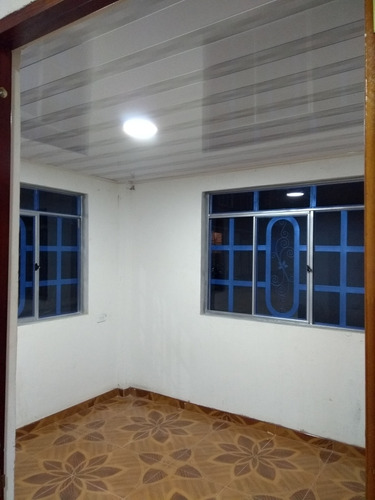 Venta Casa Esquinera Dos Aptos Bosa Brasil, Renta 1,100 Mini