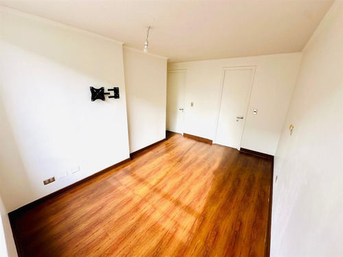 Cómodo Y Amplio Con Excelente Ubicación 3d, 2b 62m2 Lira 140