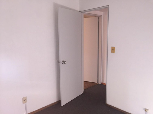 Apartamento En Alquiler De 2 Dormitorios En Centro