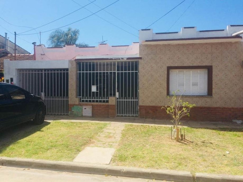 Venta - Casa Ph De 4 Ambientes  - Moron