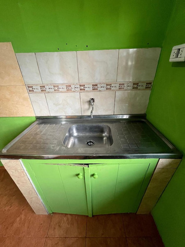 Casa De Una Habitación En Alquiler Km8 De Eldorado