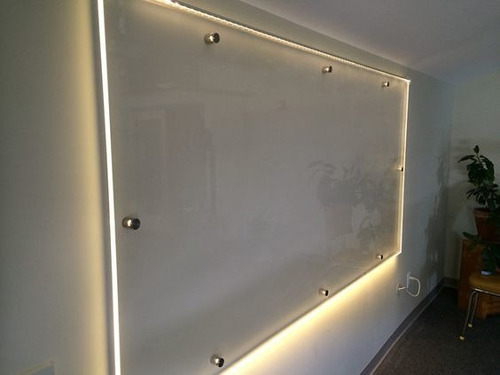 Painel Lousa De Vidro Temperado Branca 120x70cm Com Led Cor Branco Liso
